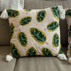 18x18 Leaf Pattern Throw Pillows (2) with Tassels